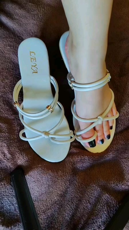 #leya #NEW #roman #braided #leather #opentoe #flatsandals #women #casual #slipon  #FreeCoinsInShopeeVideo #MasMuraSaShopee #slippers #fy #fyp