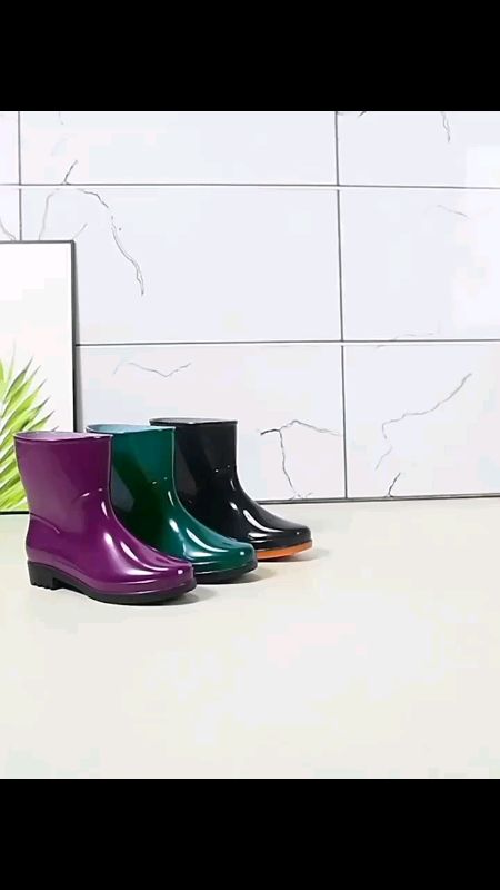 Rain Boots Shoes For Women Waterproof Outdoor Thick Sole Non-Slip Fashion Mid-cut Water Shoes#rainboots#MasMuraSaShopee