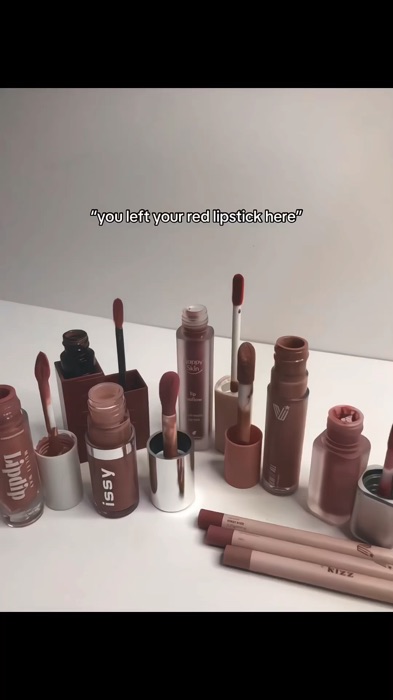 #maybelline #dcformulation #issy #vicecosmetics #redlipstick #matteliptint #mattelippie #lippie #makeup #cosmetics #beauty #trending