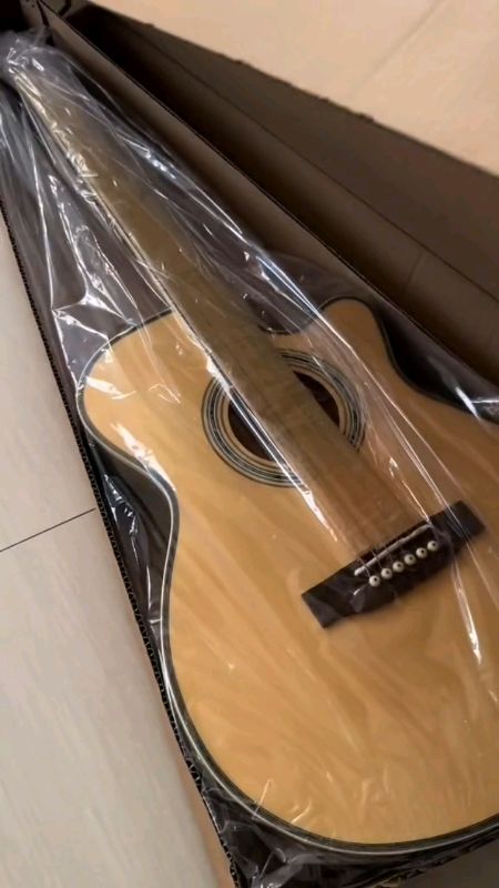 Acoustic Guitar With Bag and Pick Perfect for Performance and Band #Guitar #acoustic #music #trending #fyp #shopee #FreeCoinsInShopeeVideo