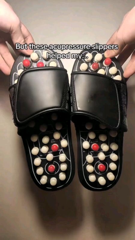 FOOT REFLEXOLOGY ACUPUNCTURE MASSAGE SLIPPERS #massageslippers #footreflexology #acupunctureslippers #reflexologysandals #footmassageslippers