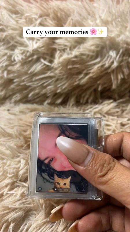 Photo Album Keychain perfect for Souvenir! 💖💕✨ #souvenir #business #perfectgift #printingbusiness #MasMuraSaShopee #FreeCoinsInShopeeVideo