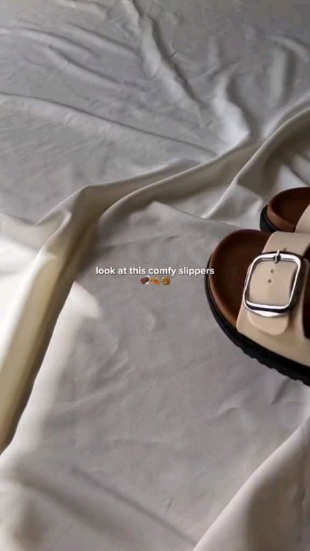 STOMPION Korean Sandals for women #koreansandals #stompion #ladiessandals #FreeCoinsInShopeeVideo
