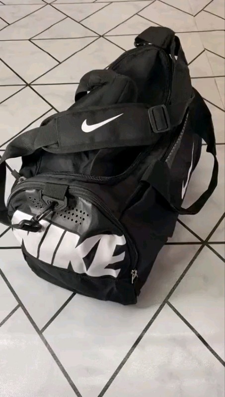 size 64x34x26cm lager Inspired  ni Traveler Bag Cspacity fashion good quality nike#bag#nike #travel #unisex #Large