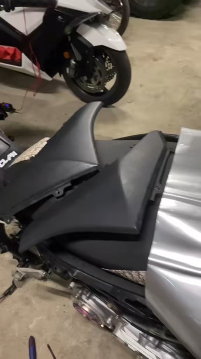 Fairings wrap??.                                                #carwrap #fyp #nmax