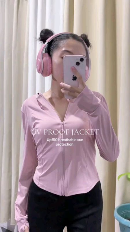 #SUPERFLOWER Beat The Heat with This UPF50+ Ice Silk Summer Jacket - Hooded, #slimfitsilkjacket  #womensicesilkjacket #summerjacket #silkjacket