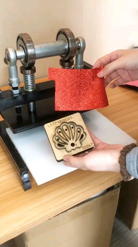 Manual die-cutting machine, knife die punching machine, leather cutting machine, stamping machine