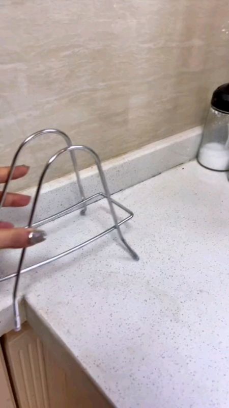 Stainless steel cutting board holder. #MasMuraSaShopee #ShopeePHPaydaySale #FreeCoinsInShopeeVideo #cuttingboardholder #storage #cuttingboardrack