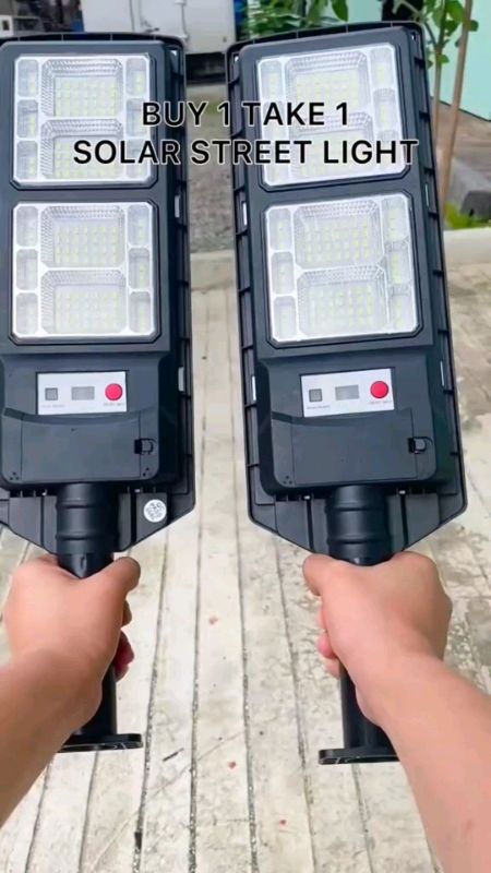 Buy 1take 1 outdoor street solar lights #b1t1  #solarlights #fyp #foryou#viral #trending #masmurasashopee #shopeephpaydaysale  #freecoinsinshopeevideo