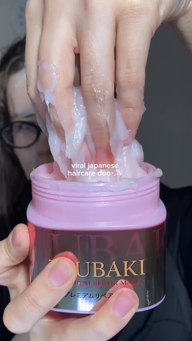 TSUBAKI Hair Mask Premium Repair Deep Moisture & Damage Repair Hair Treatment For Dry Hair 180g