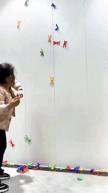 Ninja Wall Climer Sticky Toy #MasMuraSaShopee #ShopeePHPaydaySale #FreeCoinsInShopeeVideo