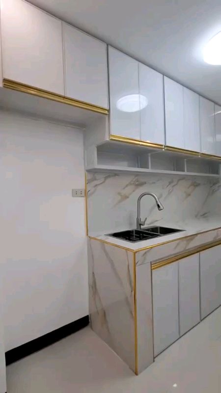 #aluminum#kitchencabinet#glassdoor#pantrycabinet#hangingcabinet#kitchenorganizer#spacesaver#wood#wallmounted#shopeefinds#spaylater#useful
