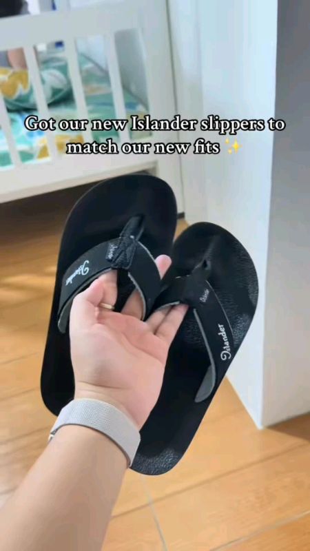 buy na 😎#islander #slippers #slippersformen #slippersforwomen #footwear  #FreeCoinsInShopeeVideo #fyp #trending #musthave #foryou #viral #slipper