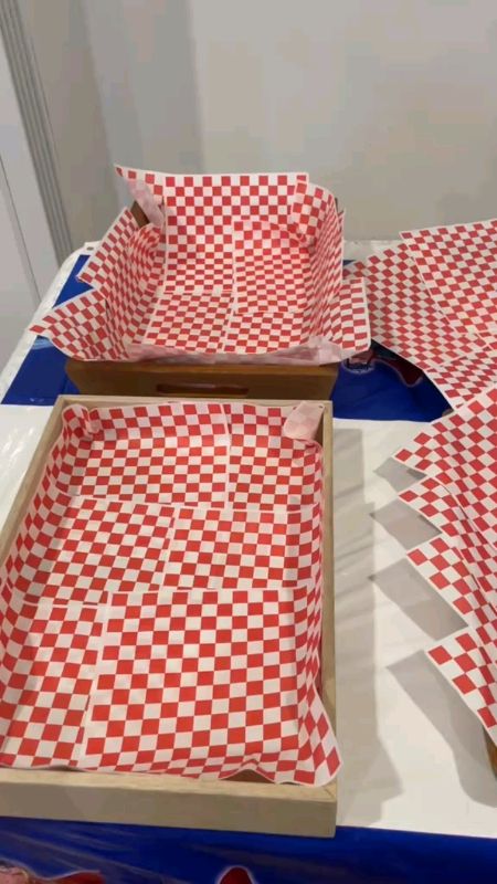 checkered food liner/food wrap #paperwax #foodwrap #foodliner #MasMuraSaShopee #affordable #fyp #trending