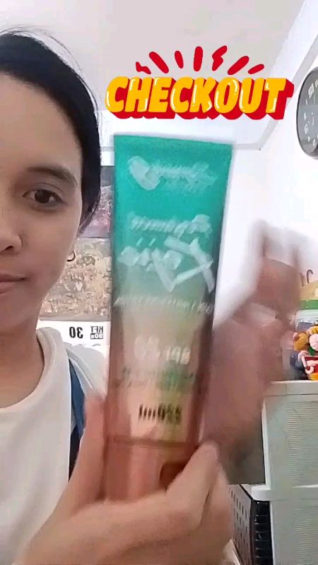 Symply G Perfumed Kojic Skin Whitening Lotion w/ SPF 20 220ml