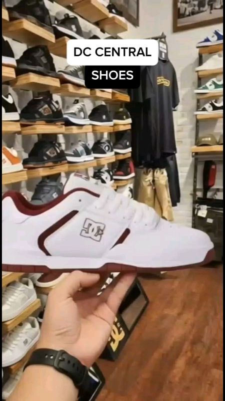 DC CENTRAL SHOES #dc #dcshoes #shoes #dccentral #unisexshoes #skater #skatershoes #StreetStyle #streetwear