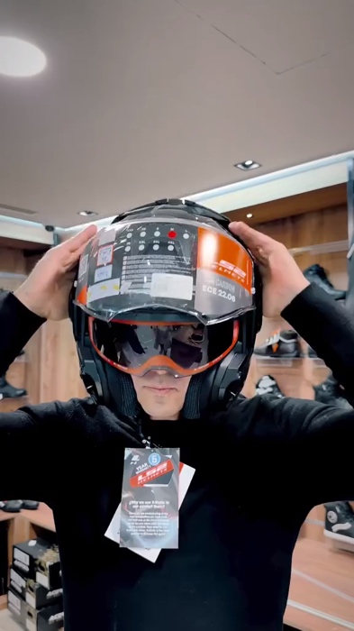 #FullcaseHelmet #LS2 #FreeCoinsInShopeeVideo #MasMuraSaShopee
