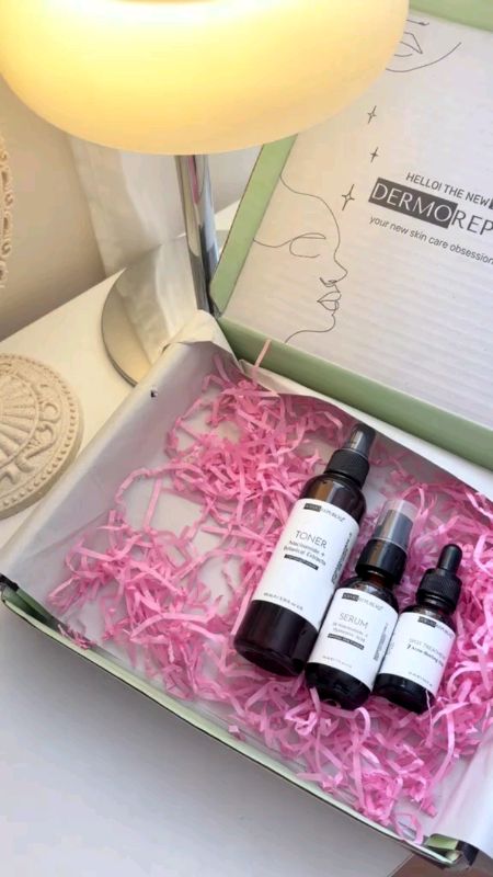 Dermorepubliq Basic Acne and Oil Control Set #HugotsaShopee #fyp #trending #viral #FreeCoinsInShopeeVideo #MasMuraSaShopee