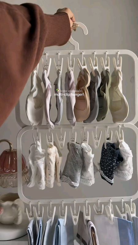 Multi-clip hanger #HugotSaShopee