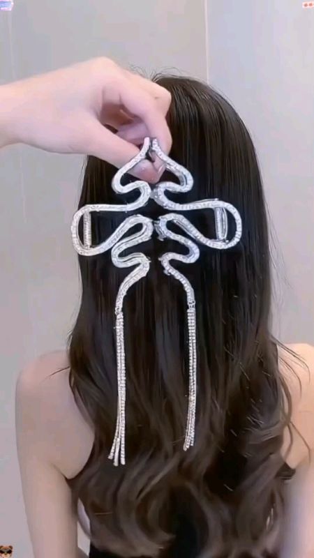 Diamond-Inlaid Wave Tassel Hairpin Ins chic Back Head Plate Hair Metal Shark Clip Classy Accessories #FreeCoinsInShopeeVideo #ShopeePHPaydaySale