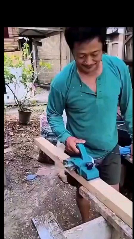 Original Power Planer Tool N1900B Electric Wood Planer Power Tool with Complete Accessories #PowerPlaner #ElectricPlaner #WoodPlaner #MakitaTools