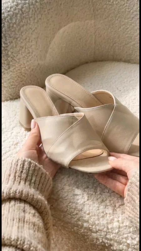 #sandals #heelsandals #sandalsforwomen