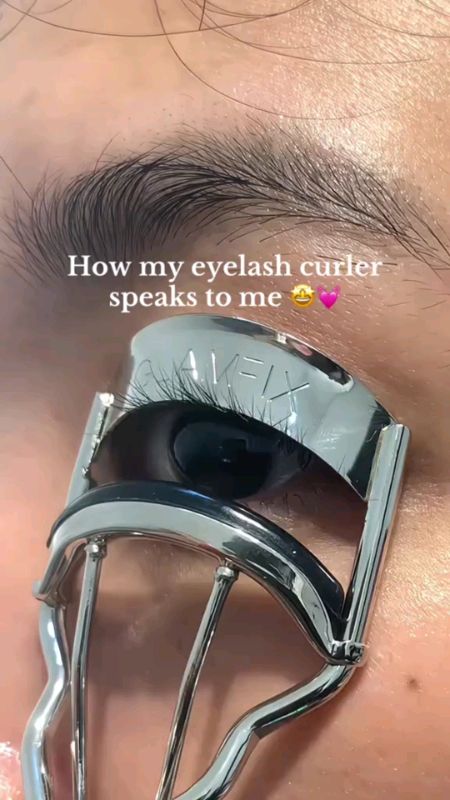 BEST Eyelash Curler 😍👌 #MasMuraSaShopee #FreeCoinsInShopeeVideo #HugotSaShopee #musthave #affordable #eyelashcurler #glamfix
