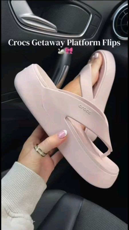 #crocs GETAWAY PLATFORM flip in #Getaway#platform#flipIn#FYP #💯✅❤️ #MASMURASASHOPEE #HUGOTSASHOPEE #freecoinsInShopeevideo #ShopeePHPaydaySale