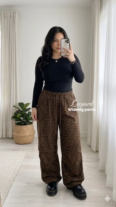 Leopard wideleg pants