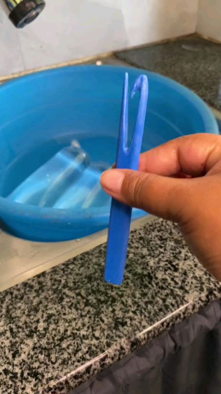 PLASTIC BAG TIER TOOL (with rotating guide)