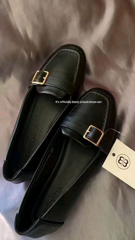 #MichaelaBlackShoes #MasMuraDitoSaShopee #Quality #BuyNow