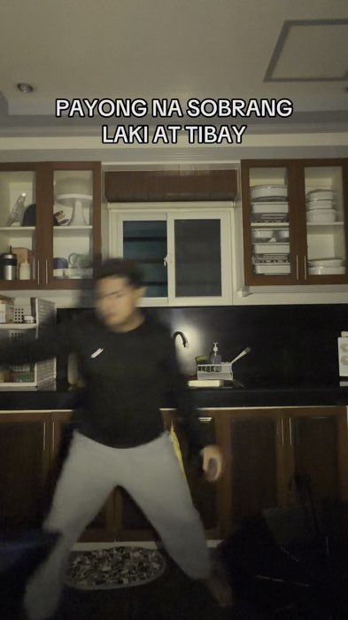 Laki ng payong na to HAHAHA