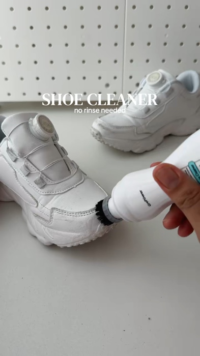 X Clean Shoe Cleaner🤩👟✨#shoecleaner #xclean #shoewhitener
