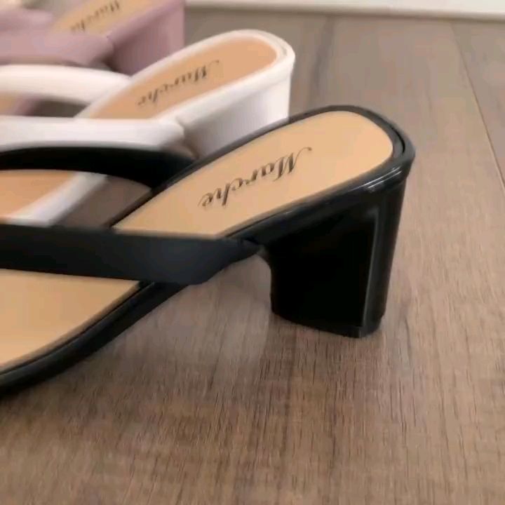 Jelly Rubber Sandals #MasMuraSaShopee #FreeCoinsInShopeeVideo #ShopeeXTRA