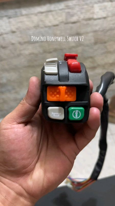 universal switch for motorcycle all in one #universalswitch #motorcycle #switch #dominoswitch #trending #viral #shopeepaydaysale #murasashopeevideo
