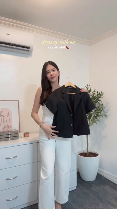 #blazer #classyoutfit #officeoutfit #OOTD #outfitideas #fashion #foryou #fyp #cleanoutfit #ShopeePHPaydaySale #MasMuraSaShopee #FreeCoinsInShopeeVideo