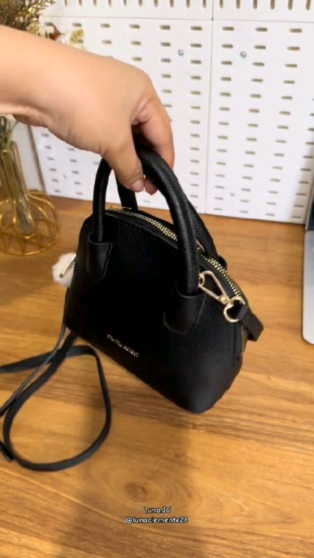 Apaka-gandaa.. di ka madidis-appoint sa quality niya.. ️ #fyp #minibag #slingbag #handbag #shoulderbag