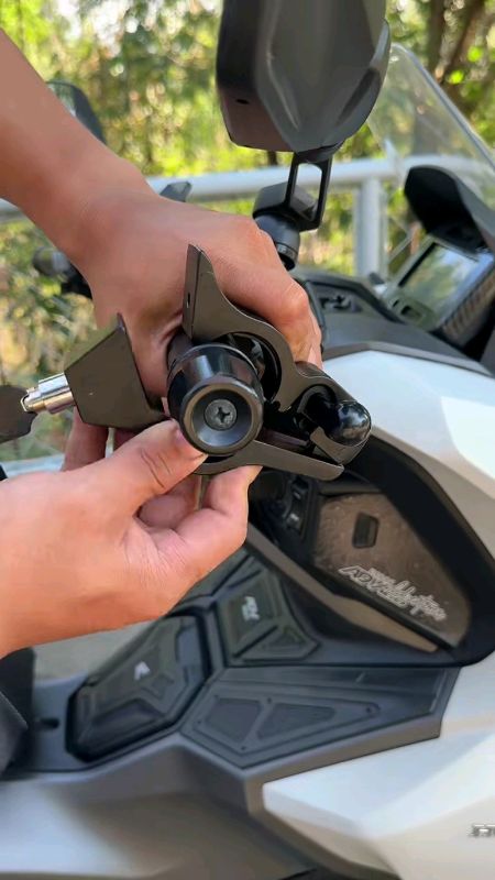 #motor #motorcycle #antitheft #handlegrip