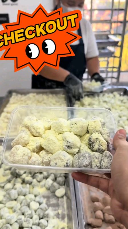3 Flavors in One Tub Milkylicious Trio Macapuno Milk Matcha Ube #candydosweetgoods #milkymacapuno #MasMuraSaShopee